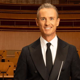 Introducing Pacific Symphony’s Next Artistic and Music Director Alexander Shelley